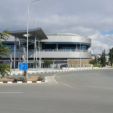 Venus Beach Village דירה